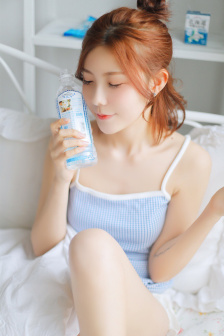 女配养崽军婚